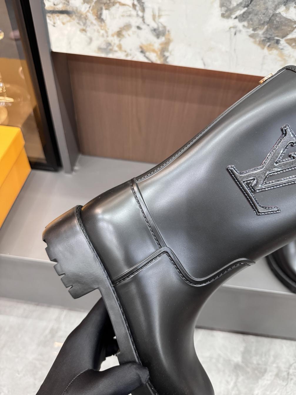 LV Louis vuitton Resin rain boots