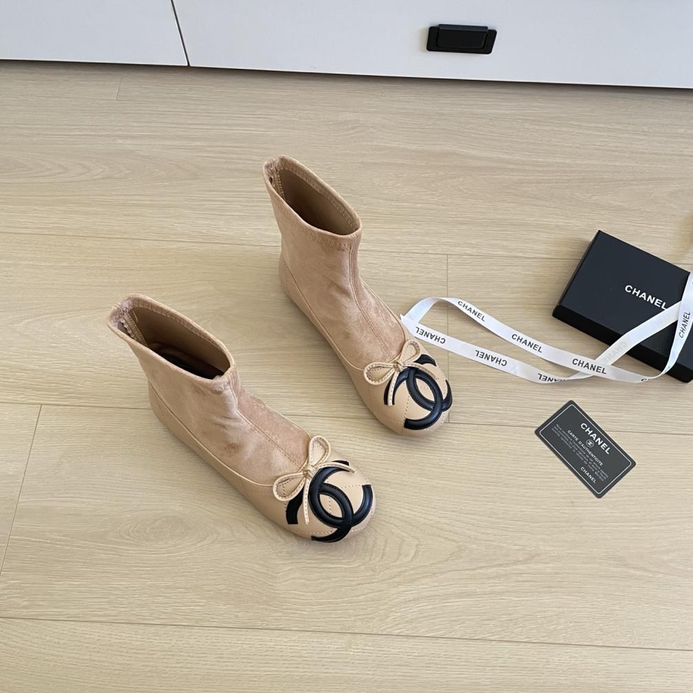 CHANEL 2026 26P suede boots